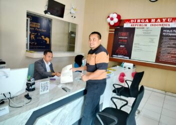 Om Sewang Fasilitasi Pengurusan Sertifikat Tanah di Dapil Dua, Jamin Proses Cepat dan Mudah