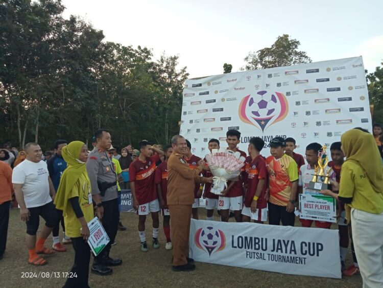 Tutup Turnamen Lombu Jaya Cup I, ini Pesan Sekda Muna Barat