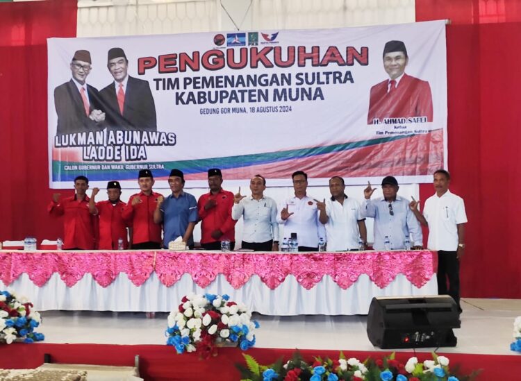 Ratusan Masyarakat Muna Dilantik Jadi Tim Pemenangan Pilgub Lukman Abunawas-Laode Ida