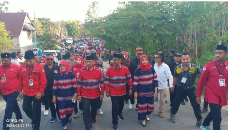 Luar Biasa, Puluhan Ribu Masyarakat Antar Bachrun – Asrafil Daftar di KPU