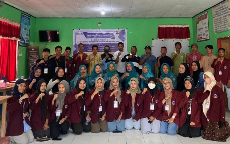 Mahasiswa USN Kampus B Gelar KKN di Desa Watorumbe, ini Prokernya untuk Warga