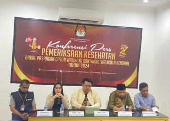 Jalani Pemeriksaan Kesehatan, Yudhi-Nirna Yakin Bisa Menangi Pilwali 2024
