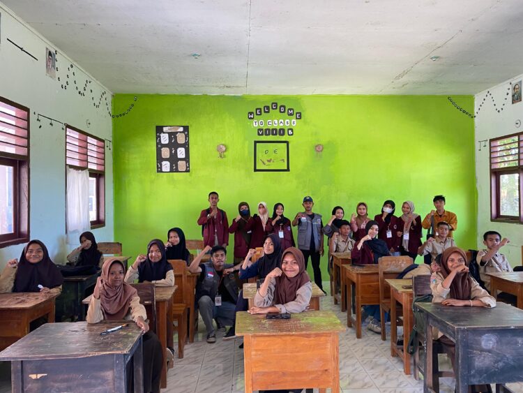 Pengabdian kepada Masyarakat, Mahasiswa KKN USN Kolaka Kampus B Sukses Laksanakan Proker di Desa Watorumbe