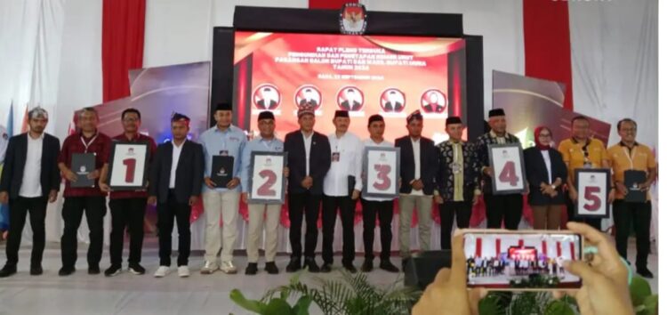 KPU Muna Gelar Pengundian Nomor Urut untuk Lima Pasangan Calon Bupati dan Wakil Bupati