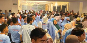 Euforia Pendukung ASR-Hugua Padati Proses Pencabutan Nomor Urut Pilgub 2024