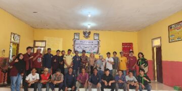 Tim PKM USN Kolaka Melakukan Pemberdayaan mitra POKMASWAS melalui Adaptasi dan Mitigasi Perubahan Iklim daerah Pesisir di Kelurahan Anaiwoi Kecamatan Tanggetada