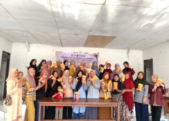 Tim PKM USN Kolaka Sukses Tingkatkan Skill dalam Praktek Diversifikasi Olahan Talas Di Desa Lalonona Kecamatan Amonggedo Kabupaten Konawe