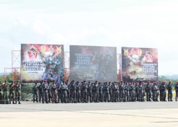 Kapolda Sultra Hadiri Upacara HUT TNI ke – 79: Jadi Cerminan Pentingnya Solidaritas dan Sinergi Antaran TNI, Polri dan Masyarakat