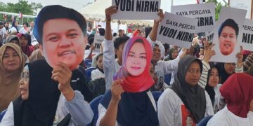 Ok Gas Ok Gas.. Merinding Lihat Warga Baruga Dukung Yudhi-Nirna di Pilwali Kendari 