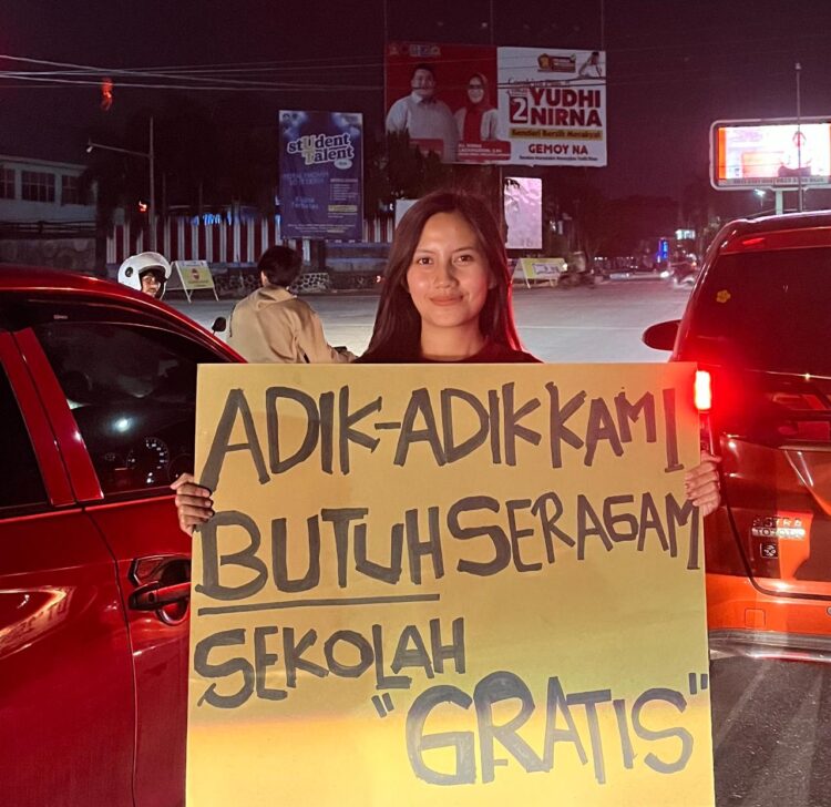 Warga Dukung Program Seragam Sekolah Gratis untuk Rakyat