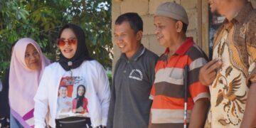 Blusukan di Watulondo, Nirna Didoakan Warga Tunanetra Menjadi Wakil Walikota Kendari