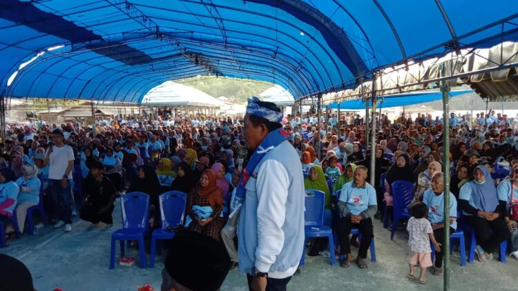 Ribuan Masyarakat Buton Padati Kampanye ASR-Hugua