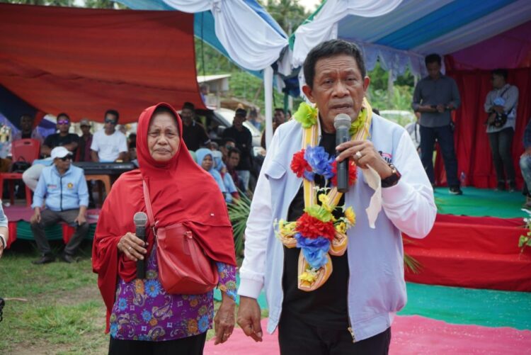 ASR-Hugua Lanjutkan Kampanye di Butur, Lagi-lagi Antusias Masyarakat Hadiri Sangat Tinggi