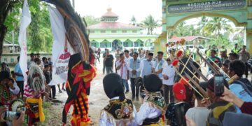 Paslon ASR-Hugua Sangat Diidolakan Warga Muna Barat