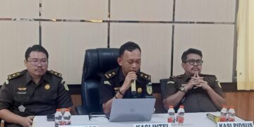 Kejari Muna Tetapkan Tiga Tersangka Kasus Korupsi di Hari Anti Korupsi Sedunia 2024