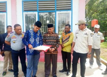Plt Bupati Muna Tinjau Langsung Sengketa Lahan SD dan Balai Desa Laiba di Kecamatan Parigi