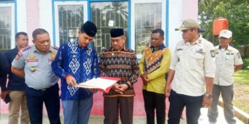 Plt Bupati Muna Tinjau Langsung Sengketa Lahan SD dan Balai Desa Laiba di Kecamatan Parigi