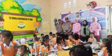 Polres Muna Luncurkan Program Makan Gratis di TK Kemala Bhayangkari 27