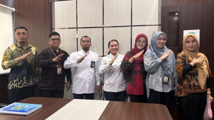 Berikan Layanan Terbaik, PLN UP3 Kendari Jalin Kolaborasi dengan PT BSI KCP Kendari