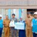 Indahnya Berbagi di Bulan Ramadhan, YBM PLN UP3 Kendari Salurkan Paket Sembako kepada Warga Kurang Mampu