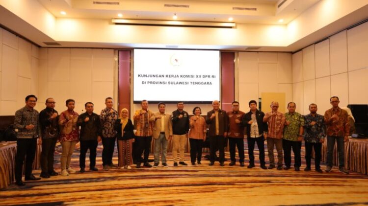 Komisi XII DPR RI Lakukan Kunker ke Wilayah Kerja PLN Sulselrabar UP3 Kendari, Pastikan Kelistrikan Jelang Idulfitri 1446 H Aman