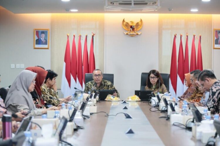 Dalam Rapat Evaluasi Kinerja Triwulan I Tahun 2025, Sekjen Kementerian ATR/BPN Sebut SAKIP Tiga Tahun Terakhir Alami Peningkatan
