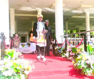 Peringati Hardiknas 2025, Bupati Muna Tekankan Pentingnya Pendidikan Berkualitas