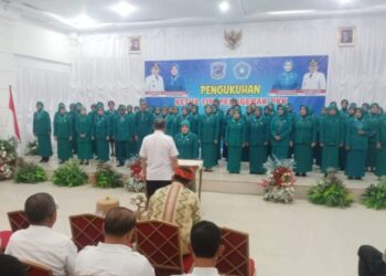 Bupati Muna Kukuhkan Prof. Dr. Ir. Hj. Sitti Leomo Bachrun Sebagai Ketua Tim Penggerak PKK Kabupaten Muna