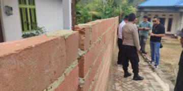 Oknum Warga di Alolama Tutup Jalan Dengan Bangun Pagar, Pemerintah Diminta Segera Bertindak