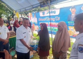 Pemda Muna Gelar Pasar Murah, Bantu Warga Penuhi Kebutuhan Pokok Jelang Idul Adha