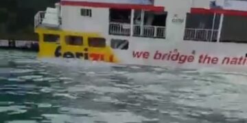 Hindari Cuaca Buruk Hingga Kandas di Perairan Konsel, Kapal Feri KMP Tongkol Kini Dievakuasi