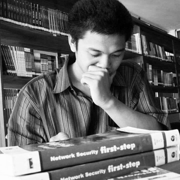 Membanggakan, Pemuda Asal Sulawesi Tenggara Ciptakan Search Engine Karya Anak Bangsa