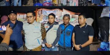 PLN UP3 Kendari ULP Kolaka Salurkan Bantuan Kepada Korban Kebakaran di Jalan Sunu, Kel. Dawi Dawi Kec. Pomaala