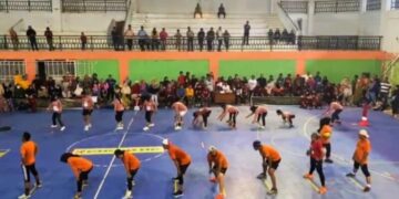 Pemkab Muna Meriahkan HUT ke-80 RI, Awali dengan Lomba Bola Gotong Antar-OPD