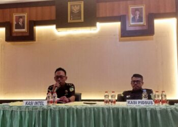 Kejari Muna Tahan Mantan Kadinkes dan Kasubag Keuangan Terkait Korupsi BOK dan JKN Puskesmas Lohia