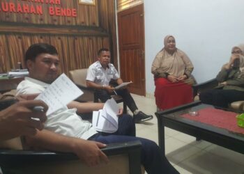 Hebat ! Camat Kadia dan Lurah Bende Sukses Lakukan Mediasi Warga Terkait Permasalahan Penunjukan PLT RT 02