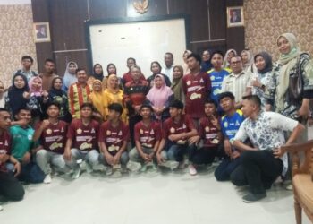 Bupati Muna Apresiasi Prestasi Tim Futsal SMAN 2 Raha