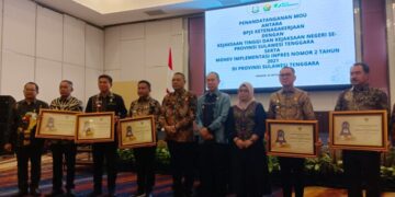 Pemkab Mubar Raih Penghargaan Paritrana Award 2025, Komitmen Lindungi Para Pekerja Rentan di Mubar