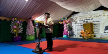 Peringatan Maulid di Desa Wulanga Jaya Meriah, Bupati Mubar Berikan Hadiah Umroh Gratis Kepada 3 Warga