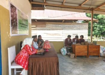 Tim Dosen dan Mahasiswa USN Kolaka Lakukan Pendampingan Masyarakat Desa Gunung Sari dalam Produksi Cocofiber dan Cocopeat menjadi Produk Bernilai Ekonomi