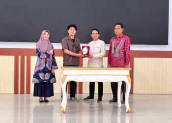 Hebat !  Universitas Sembilanbelas November  Kolaka Perkuat Sinergisitas dengan Media Lokal.