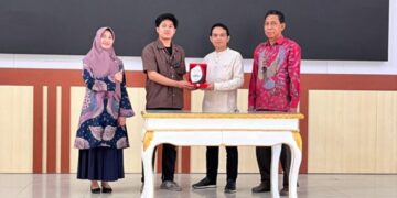 Hebat !  Universitas Sembilanbelas November  Kolaka Perkuat Sinergisitas dengan Media Lokal.