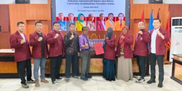 Verifikasi Rampung, Panitia Serahkan Berkas Bakal Calon Rektor ke Senat USN Kolaka