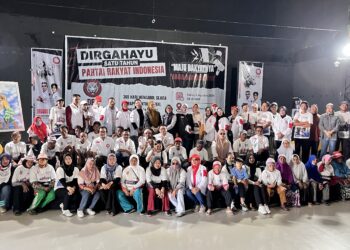 Abang Becak dan Pemulung Jadi Bintang Karnaval HUT PRI Sultra, Bukti Rakyat Selalu di Hati