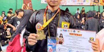 Syihab Az Zuhri Jawara Silat asal Sekolah Mts 1 Kendari  Gegerkan Kota Bugis,Emas Di Rebut Untuk Sultra
